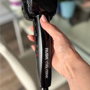 RUSK Curl Freak Hair Styling Tool - Black